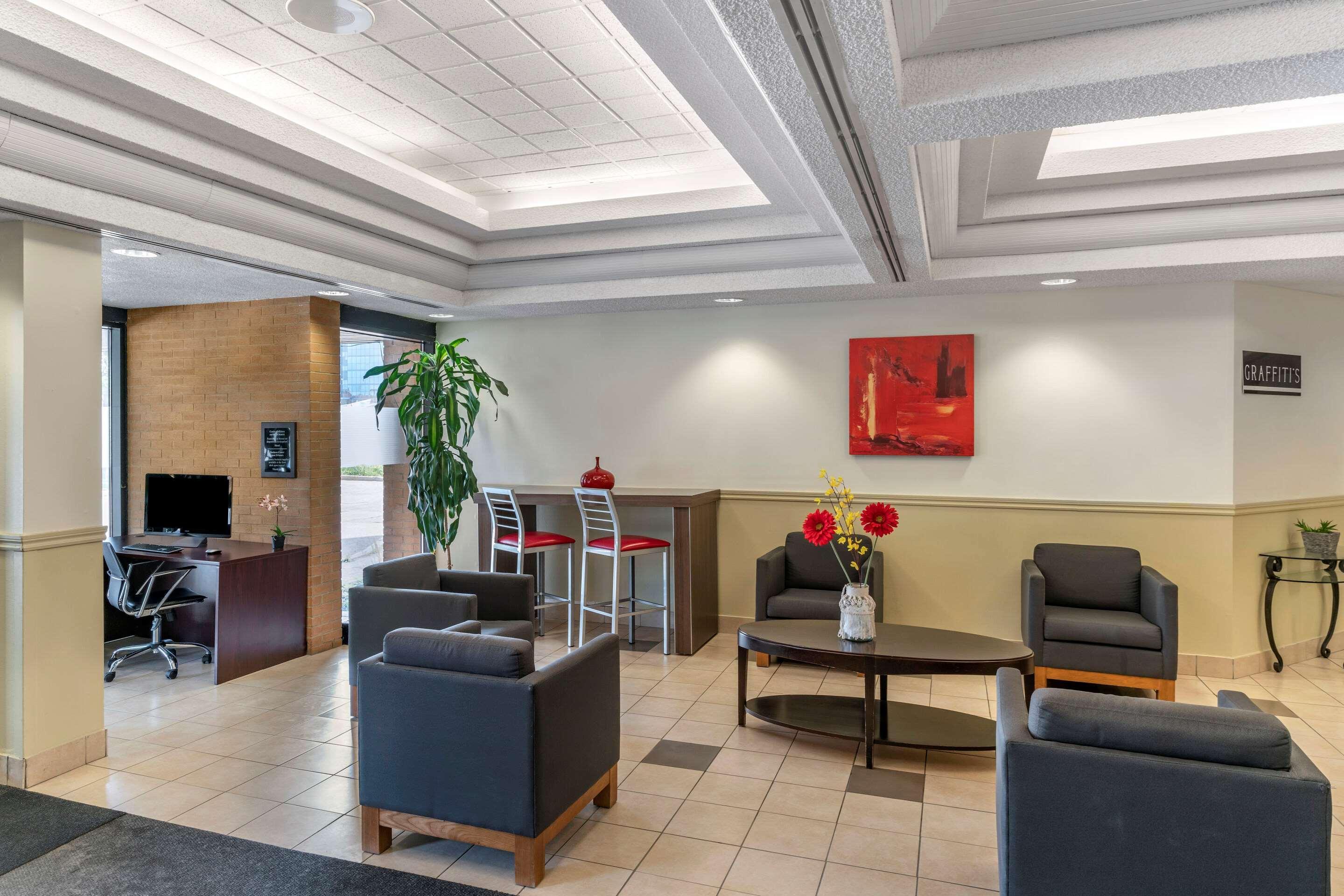 Quality Inn And Suites Montreal East Kültér fotó